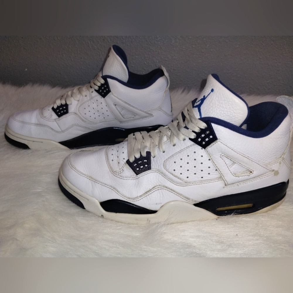Jordan 4 Retro LS "Legend Blue"  color Blue/White size 13 - Picture 7 of 12